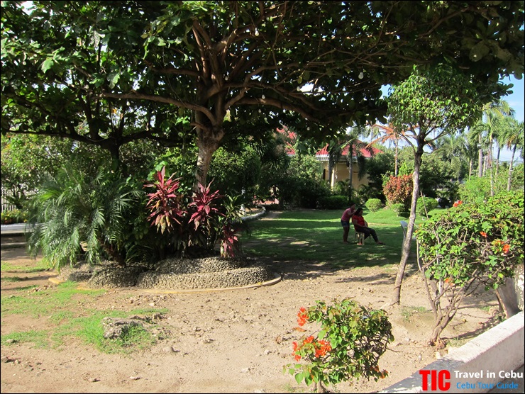 Mactan_Shrine_14.JPG